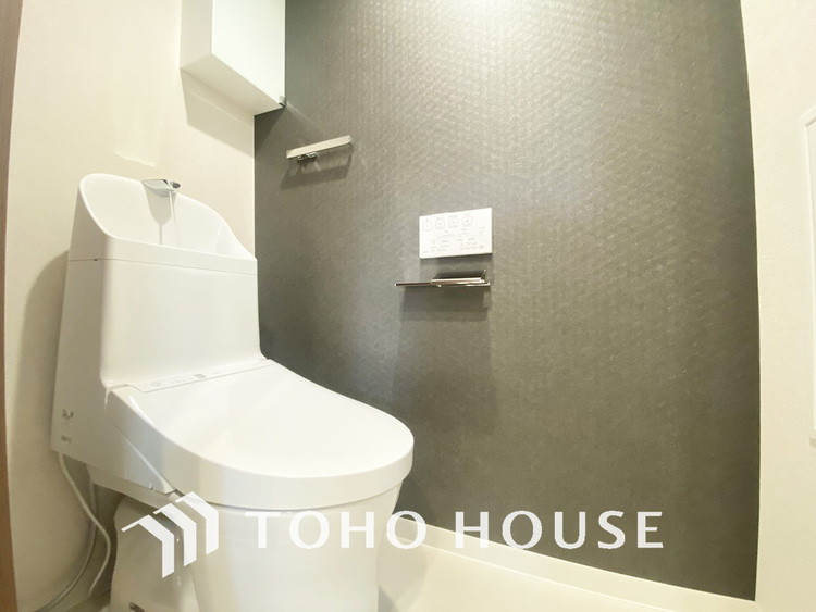 トイレ トイレには快適な温水洗浄便座付