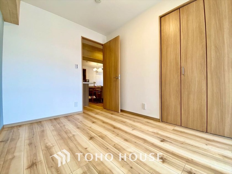 内装 【PRIVATE ROOM】◆属毛離裏◆子は父を手本とし、母に愛育されて成長する。家族の深い繋がり。いつまでも大切にしたい。