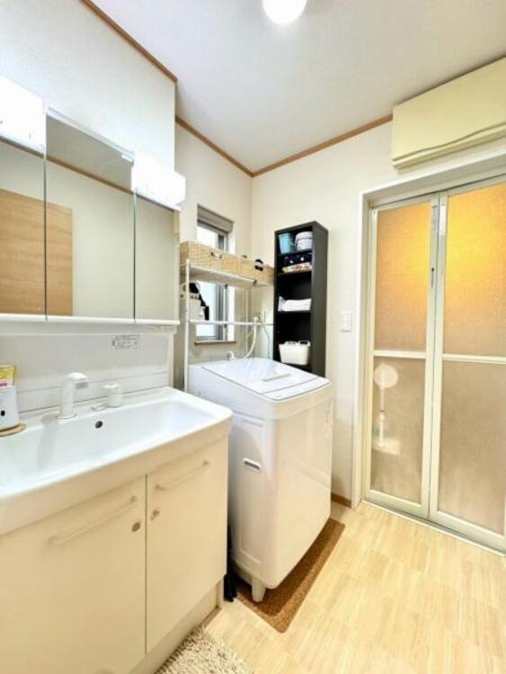 洗面 脱衣洗面所もきれいにお使いです。