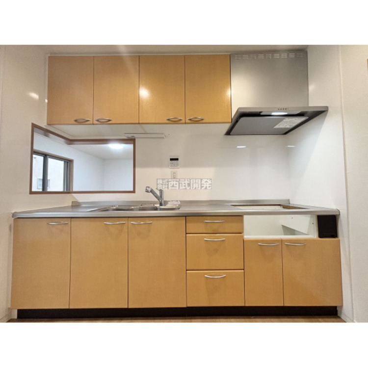 キッチン 令和7年5月9日撮影