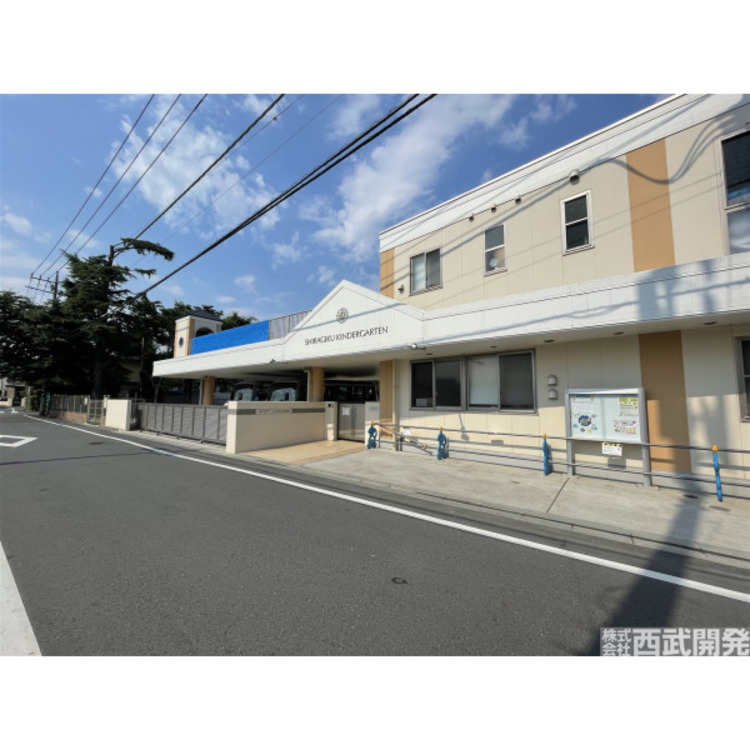 周辺 しらぎく幼稚園(約640m)