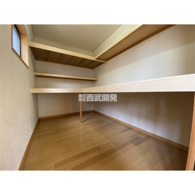 収納 ２階和室備え付けの納戸