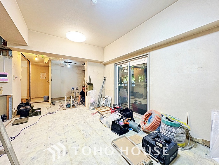 内装 「想像していた以上に広い」が写真を撮っているときの感想です。家事動線に配慮したプランによりご家族がくつろげる明るく広い空間が確保できました。