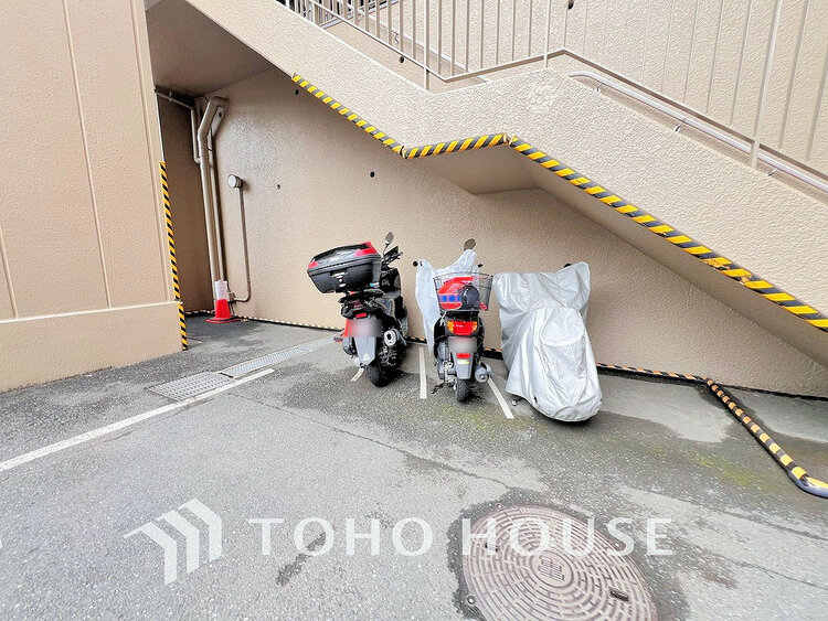 その他 バイク置き場（空き状況は要確認となります）