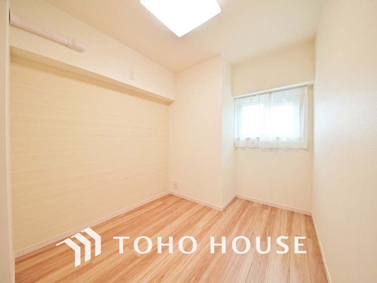 内装 シンプルですっきりとした室内は飽きのこない居心地の良い雰囲気です