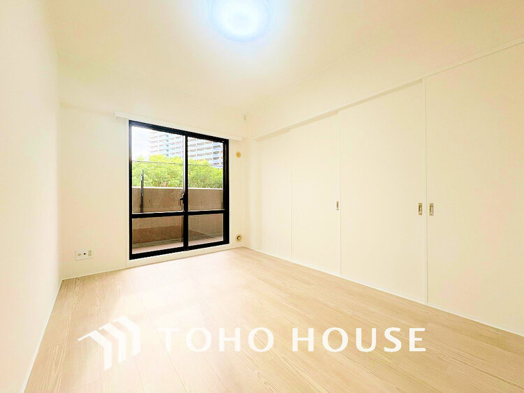 内装 1日の疲れを癒し、心地よく寛げるようゆったりとした広さをしています