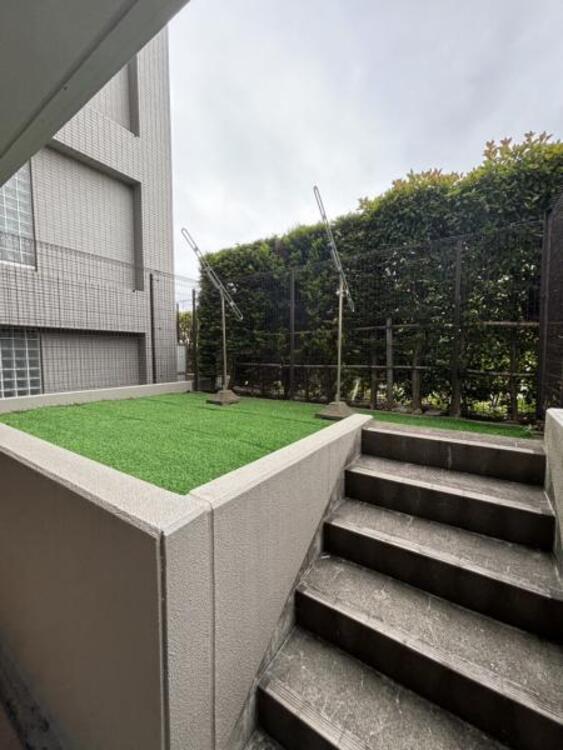 その他 ほっと一息つきたい時にリラックスできる空間になりますね。子供がお庭で遊べるのはもちろん、家庭菜園やたくさんの友人を招いてBBQなど、楽しみ方がたくさん！