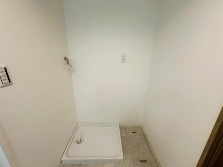 洗面 万一の水漏れにも床への漏水を防ぐ、防水パン設置済み！ 