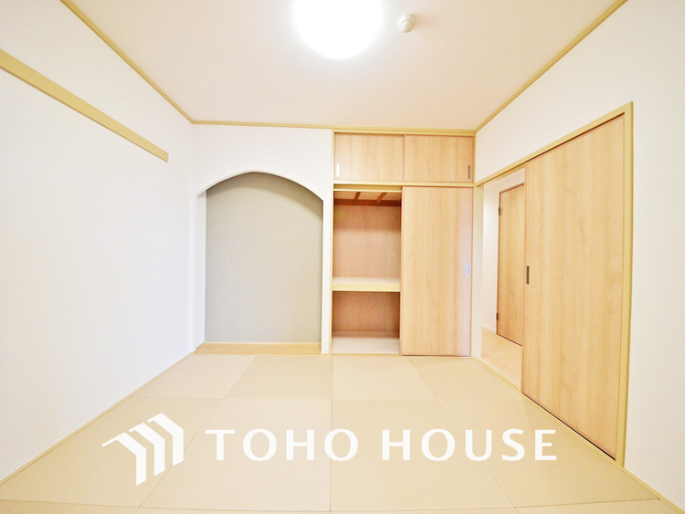 内装 客間はもちろん、個人のスペースにも使える和室