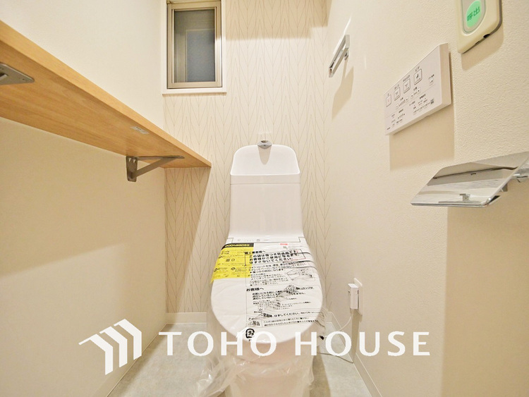 トイレ トイレには快適な温水洗浄便座付