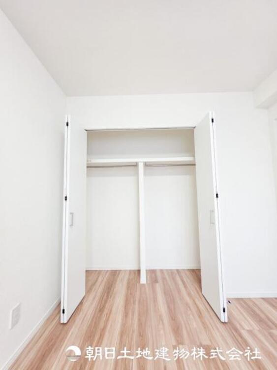 収納 【収納】大容量の収納スペースで住空間もスッキリ広々、よけいな荷物は閉まっちゃえばお片付けも楽々でいつも綺麗に整頓できます。