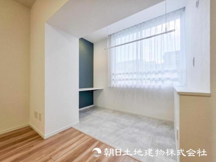 その他 【インナーテラス】室内干しスペースや、ワークスペースなど様々な用途に使えるマルチスペースです。