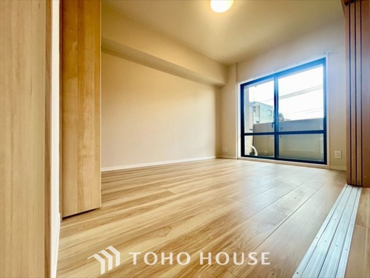 内装 【PRIVATE ROOM】◆属毛離裏◆子は父を手本とし、母に愛育されて成長する。家族の深い繋がり。いつまでも大切にしたい。