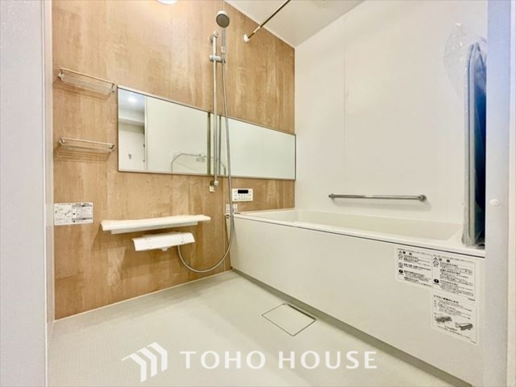 風呂 【BATHROOM】◆プライベートな空間◆simpleだからrelaxできるんです。こころもからだもキレイさっぱり。