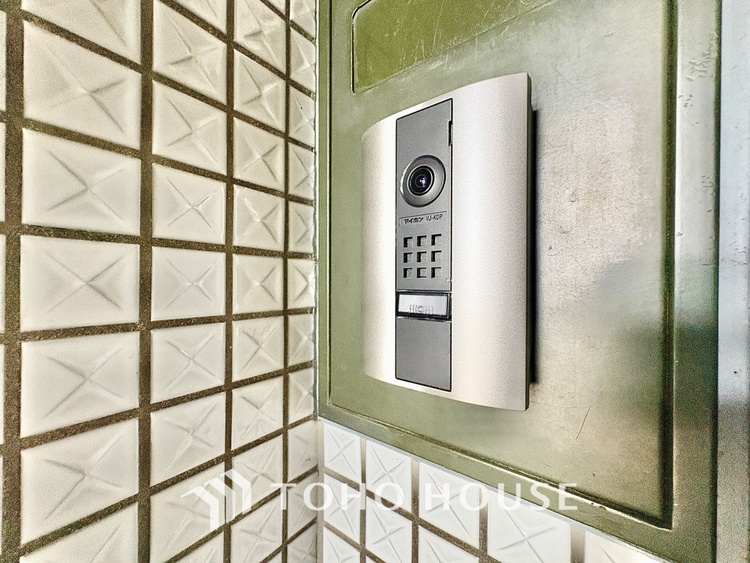 玄関 【Entrance of your life】明るい玄関が家族を迎え入れる。今日はどんな一日が待っているんだろう。皆どんな一日を終えて帰ってくるんだろう。