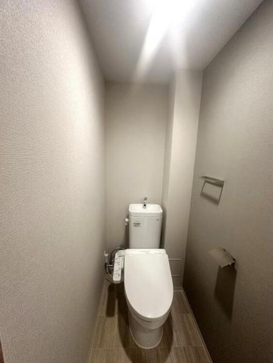 トイレ 毎日使うトイレは落ち着きと清潔感のあるデザイン 