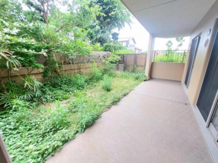 その他 専用庭付きでテラスでティータイムもいいですね