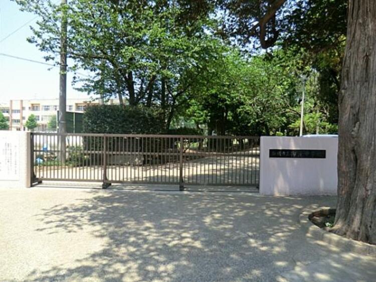 周辺 船橋市立御滝中学校