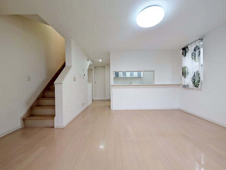 居間 豊かな居住性と、安心感を満たすクオリティが見事に調和した住空間。