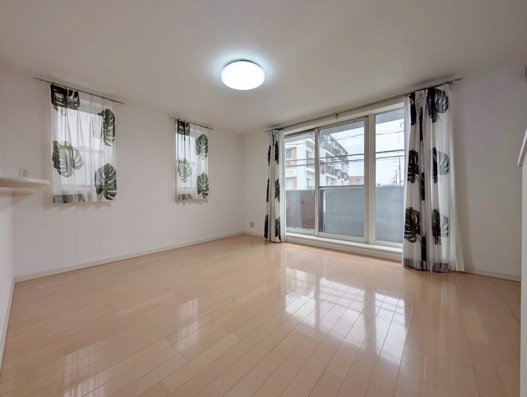 居間 過ごす時間が、たくさんの思い出として紡がれていく場所。