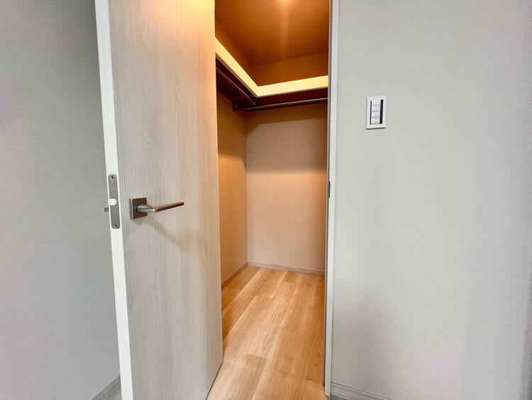 その他 収納スペースが付いていて、お部屋を広く使っていただけます。