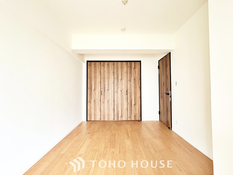 内装 【PRIVATE ROOM】◆快適◆な暮らしに不可欠な収納スペース。快適さとともに思い出も詰まっていく。