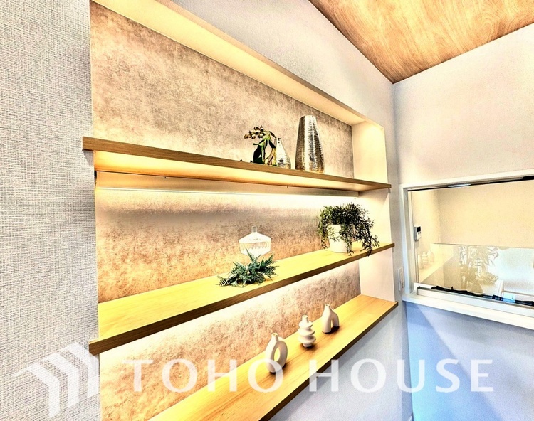 内装 「想像していた以上に広い」が写真を撮っているときの感想です。家事動線に配慮したプランによりご家族がくつろげる明るく広い空間が確保できました。