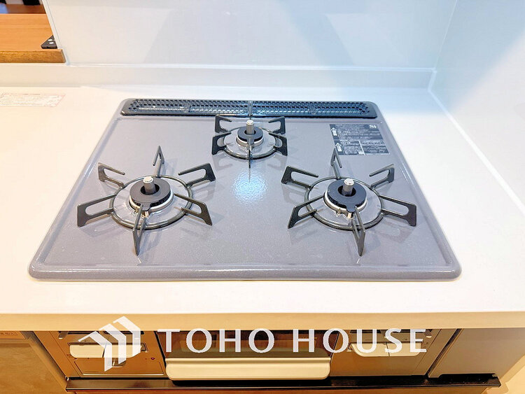 その他 3口ガスコンロでお料理のスピードもUP。効率よくお料理できますね