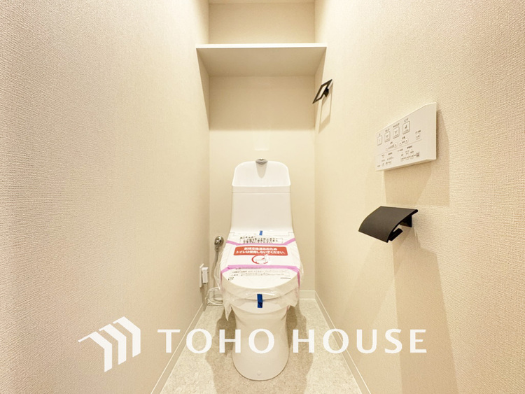 トイレ トイレには快適な温水洗浄便座付