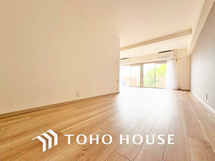 内装 ゆったりとくつろげる上質なリビングダイニングは、あなたの暮らしに価値のある時間を演出してくれます