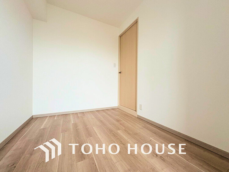 内装 シンプルですっきりとした室内は飽きのこない居心地の良い雰囲気