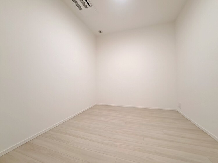 その他 清かで艶やかな時間をもたらしてくれる室内です。