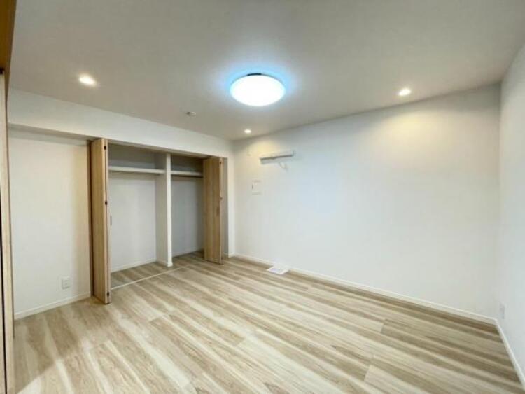 内装 各居室収納がありご家族ごとのアイテムをすっきりとしまえます