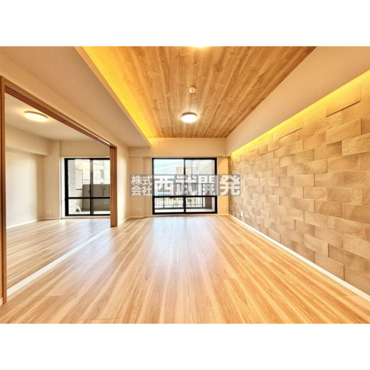 居間 2025年7月撮影