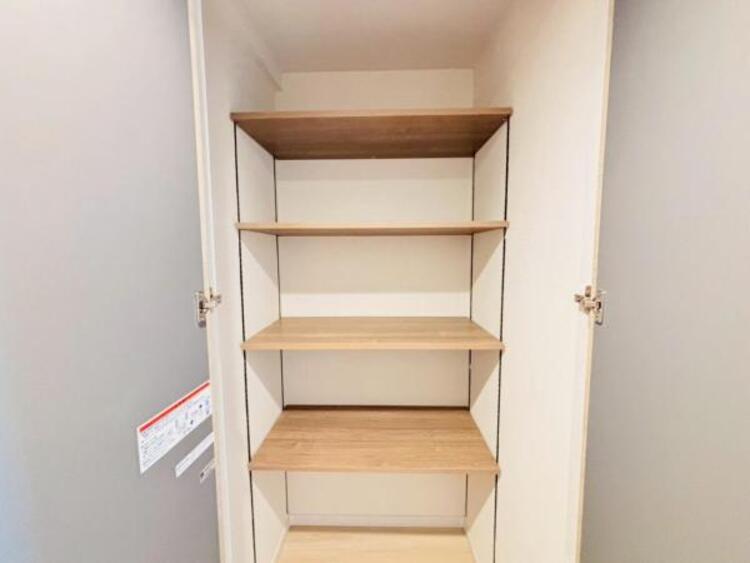 収納 空間を効率的に利用し収納スペースを確保。一日の始まりと終わりを美しく演出します。