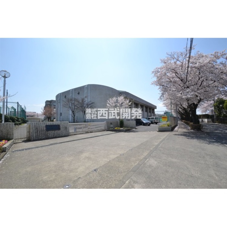 周辺 東村山第七中学校(約1500m)