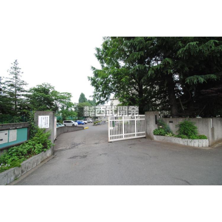 周辺 東萩山小学校(約880m)