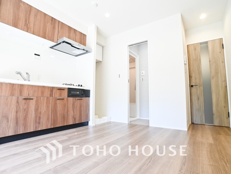 キッチン シンプルな部屋の雰囲気に溶け合うナチュラルキッチン