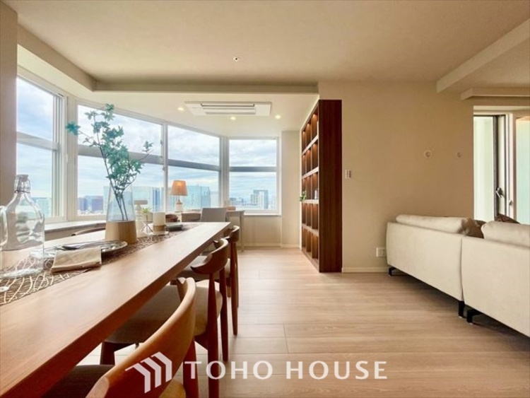 内装 【LIVING】◆家族◆愛する家族を一目で見渡せる。家族が集う空間。永遠に続く幸せな毎日を、ここで。