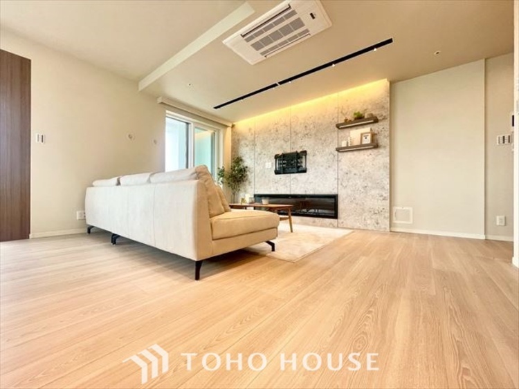 内装 【LIVING】◆Sunshine◆光が燦々と入り、いるだけで気持ちいい。「開放的でゆとりあるお部屋です。」