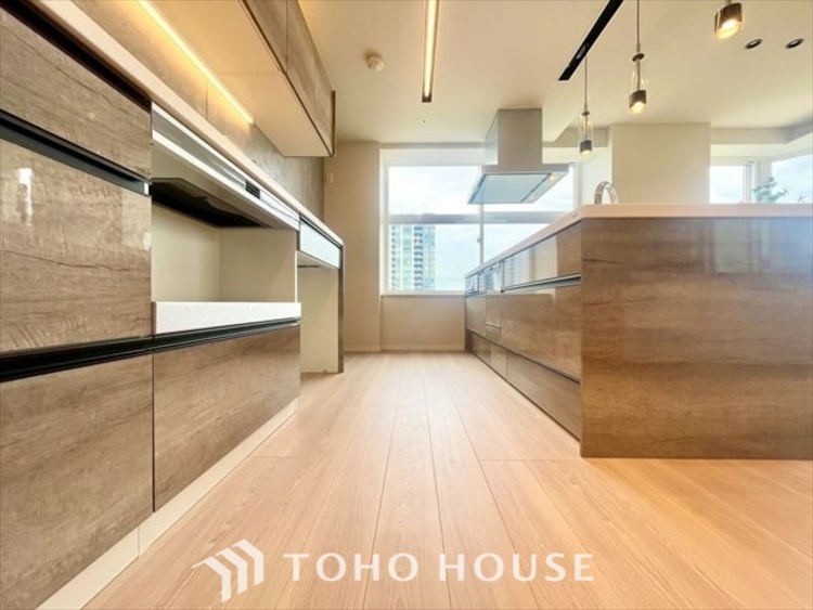 内装 【LIVING】◆simple is best◆無駄のない綺麗なつくりのリビングルームであなただけの暮らしを。