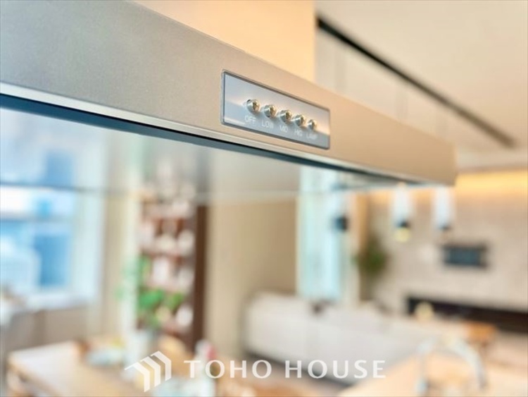 その他 【KITCHEN】◆開放的◆後片付けが楽なシステムキッチン。収納スペースの充実！