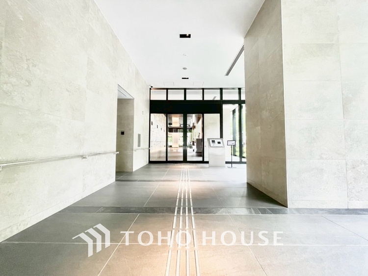 その他 【BICYCLE PAEKING LOT】◆駐輪場◆快適な生活には欠かせない自転車。開放的な駐輪場がございます。