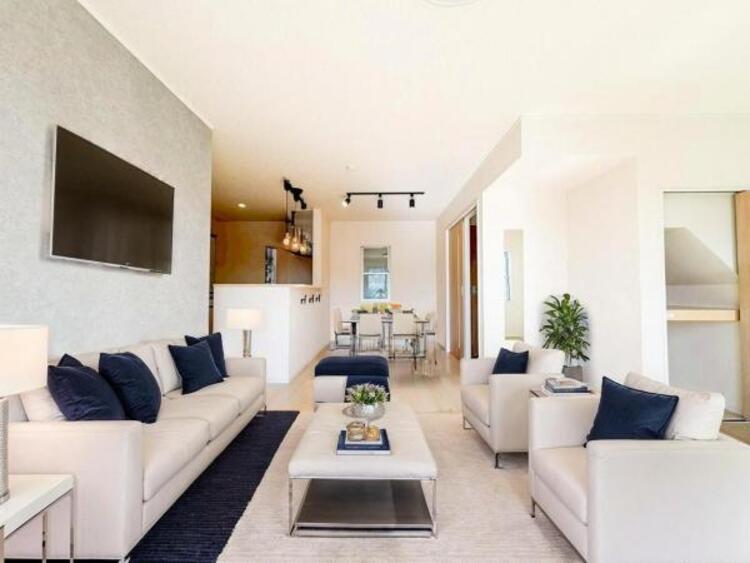 居間 本画像はCGで作成しており、実際に現地に家具は置かれておりません。また、価格に家具は含まれておりません。 