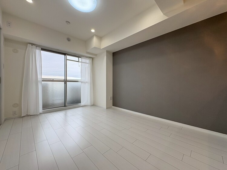 居間 飾り過ぎないシンプルな内装と偏り過ぎないデザインで統一しました。