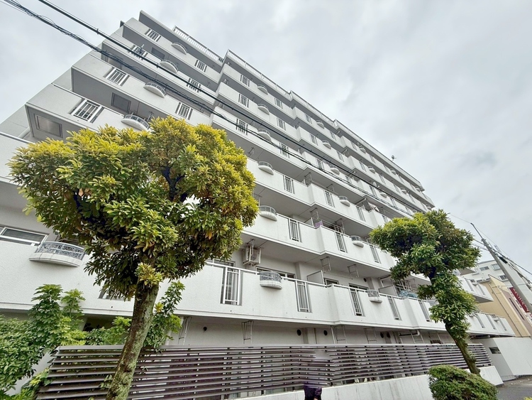 外観 資料には掲載していない情報が、現地にはたくさんあります。是非一度、現地をご確認ください。