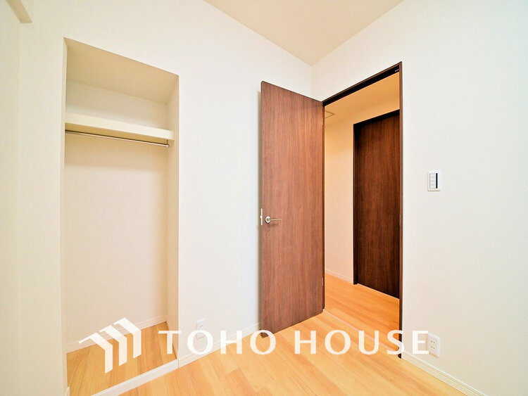 内装 1日の疲れを癒し、心地よく寛げるようゆったりとした広さをしています