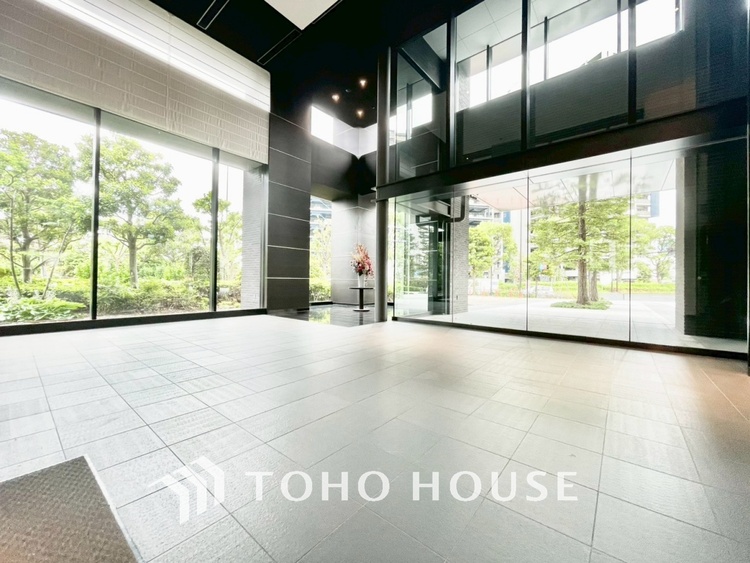 エントランス 【APPEARANCE】◆Sunshine◆光が燦々と入り、いるだけで気持ちいい。「開放的でゆとりあるお部屋です。」