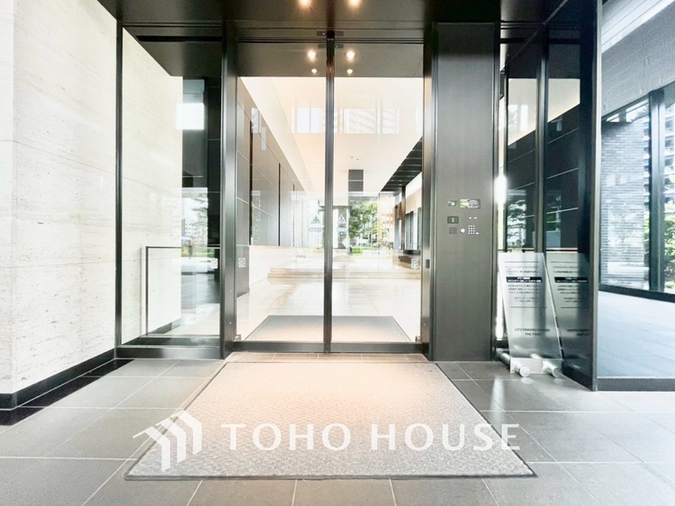 エントランス 【APPEARANCE】◆安らぎ◆整然と整備された街に風が吹き、木々が揺れる。絵にかいたような心安らぐ環境です。