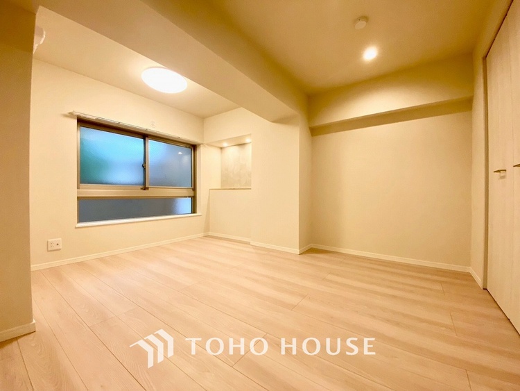 内装 【PRIVATE ROOM】◆属毛離裏◆子は父を手本とし、母に愛育されて成長する。家族の深い繋がり。いつまでも大切にしたい。